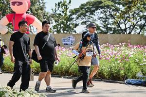 BIB: 
                            <button type="button" onclick="openModal(27797718)" class="btn btn-primary btn-sm float-right btn-popup" data-toggle="modal" data-target=".modal-high-quality">
                        <i class="fas fa-shopping-cart"></i> Add to Cart
                    </button>
                                            <button type="button" onclick="isThisMe(27797718, true)" class="btn btn-success btn-sm float-right btn-popup btn-isme hidden" data-toggle="tooltip" data-placement="bottom" title="นี่คือรูปของคุณใช่ไหม คลิกที่นี่เพื่อเอาเข้าอัลบั้ม">
                        <i class="fas fa-plus"></i> Add to album
                    </button>
                    <button type="button" onclick="isThisMe(27797718, false)" class="btn btn-warning btn-sm float-right btn-popup btn-isnotme hidden">
                        <i class="fas fa-ban"></i> Remove from album
                    </button>